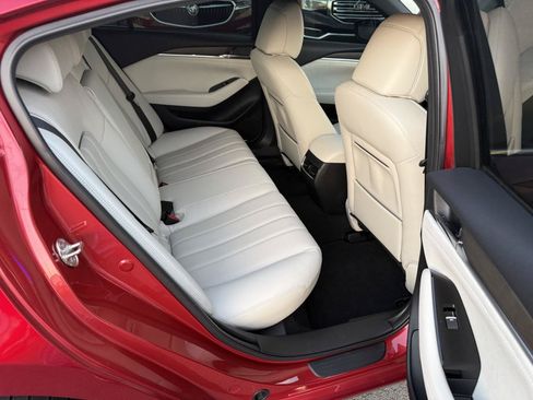 Used 2018 MAZDA MAZDA6 Signature FWD image 11