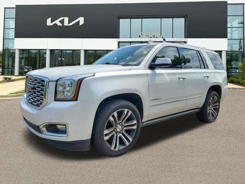 Used 2018 GMC Yukon Denali w/ Denali Ultimate Package AWD/4WD image 1
