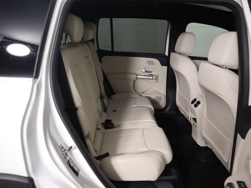 New 2026 Mercedes-Benz GLB 250 image 23