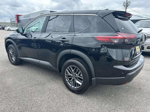 Used 2026 Nissan Rogue S FWD image 4