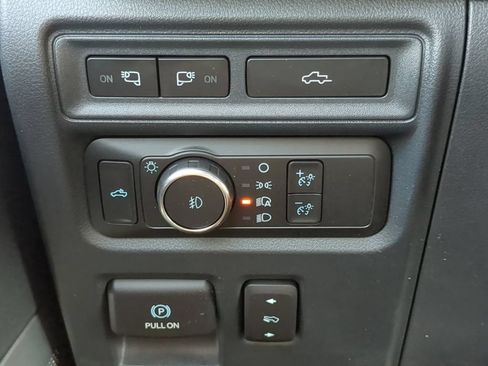 Used 2022 Ford F150 Platinum w/ Equipment Group 701A High AWD/4WD image 29