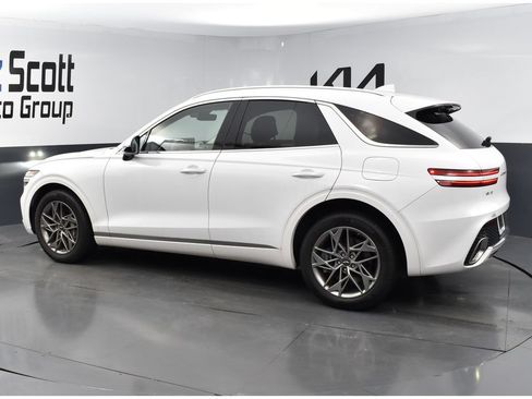 Used 2025 Genesis GV70 2.5T AWD/4WD image 3