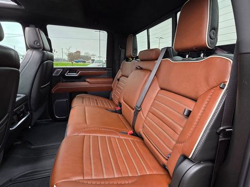 Used 2024 GMC Sierra 2500 Denali Ultimate image 34