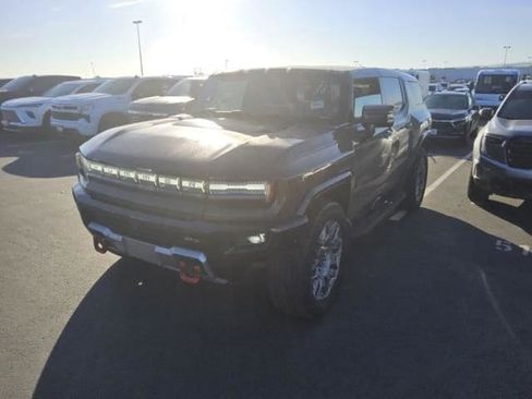 Used 2025 GMC Hummer EV 3X w/ LPO, Sport Package AWD/4WD image 3