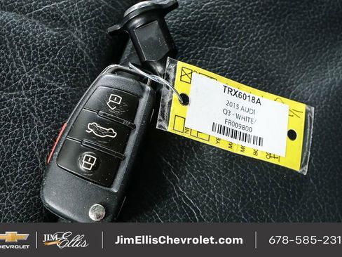 Used 2015 Audi Q3 2.0T Prestige w/ Prestige Package image 40