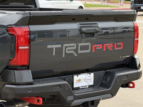 Used 2025 Toyota Tacoma TRD Pro image 6