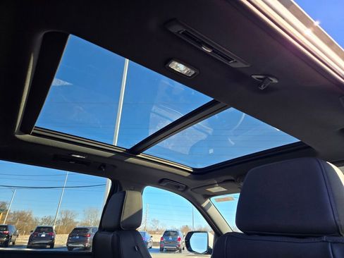 New 2026 Chevrolet Suburban Z71 w/ Comfort Package image 10