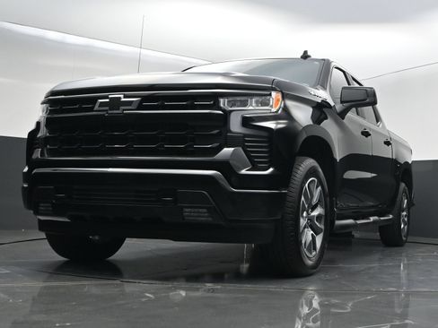 Used 2025 Chevrolet Silverado 1500 RST w/ LPO, Liner Protection Package AWD/4WD image 40
