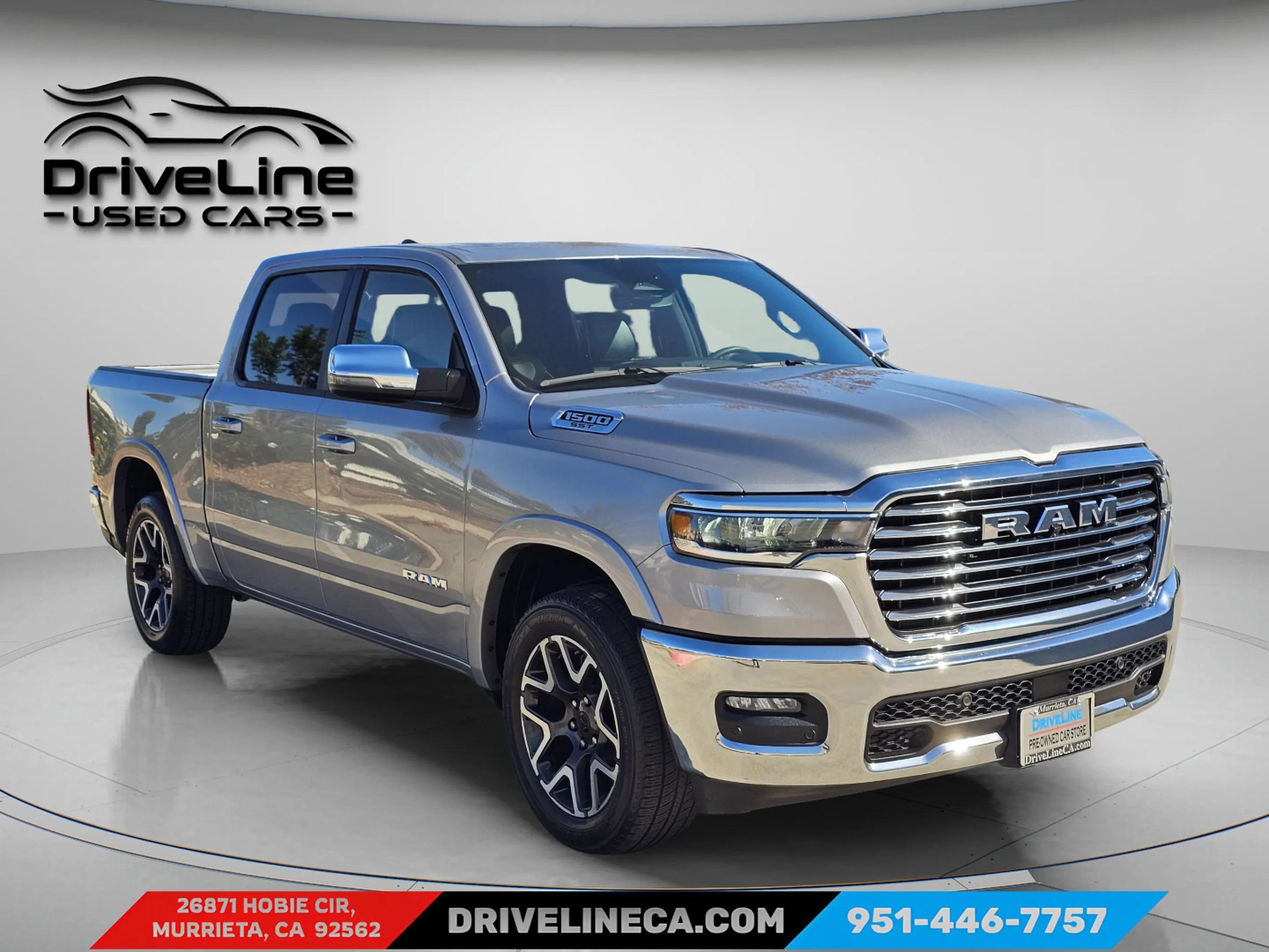 Used 2025 RAM 1500 Laramie AWD/4WD image 5