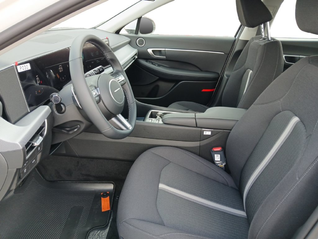 New 2026 Hyundai Sonata SEL FWD image 9