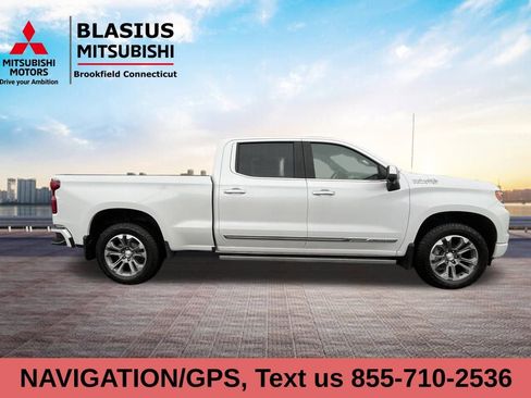 Used 2024 Chevrolet Silverado 1500 High Country w/ Technology Package image 6