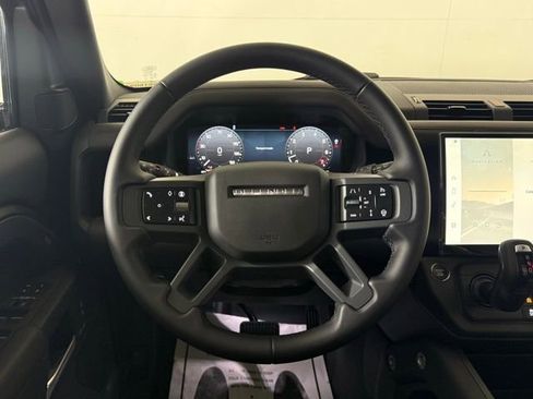 New 2026 Land Rover Defender 130 X-Dynamic SE image 23