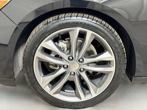 Used 2022 Chevrolet Malibu Premier image 31