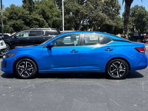 Used 2024 Nissan Sentra SV FWD image 6