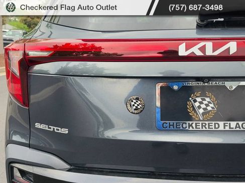 Used 2024 Kia Seltos EX AWD/4WD image 17