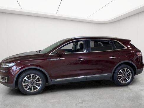 Used 2020 Lincoln Nautilus Reserve w/ Cargo Utility Package AWD/4WD image 6