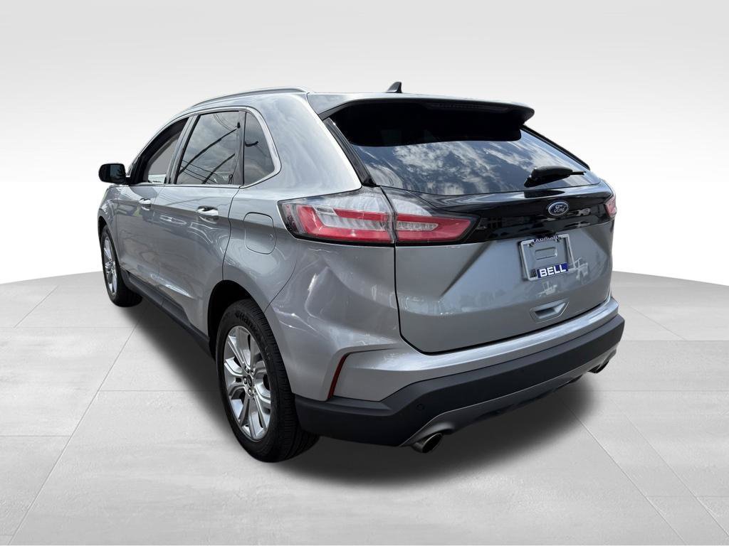 Certified 2024 Ford Edge Titanium AWD/4WD image 10