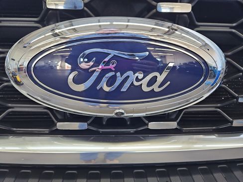 Used 2024 Ford F350 Limited w/ FX4 Off-Road Package image 41