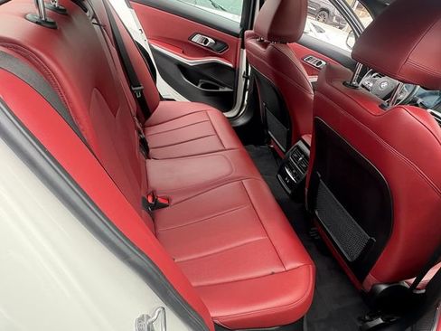 Used 2022 BMW 330i xDrive Sedan w/ Driving Assistance Package image 15