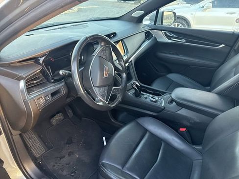 Used 2023 Cadillac XT5 Premium Luxury image 8