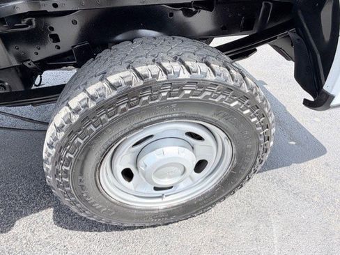 Used 2017 Ford F250 XL w/ Power Equipment Group image 11