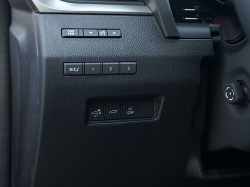 Used 2026 Lexus GX 550 w/ Cold Area Package image 27