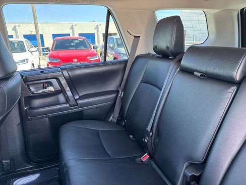Used 2024 Toyota 4Runner TRD Off-Road Premium w/ Moonroof Package AWD/4WD image 21