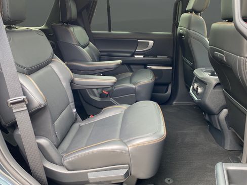 Certified 2025 Ford Expedition Tremor AWD/4WD image 24