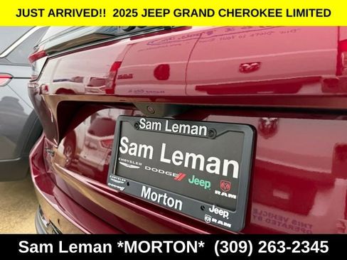 New 2025 Jeep Grand Cherokee Limited image 9