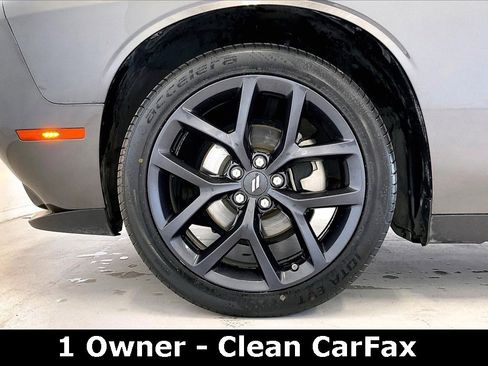 Used 2023 Dodge Challenger SXT w/ Blacktop Package image 9