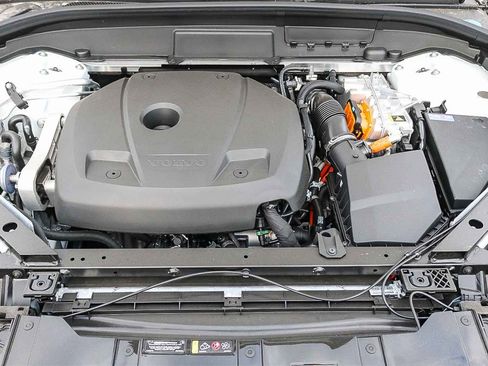 New 2026 Volvo XC60 T8 Plus w/ Climate Package PRO image 13