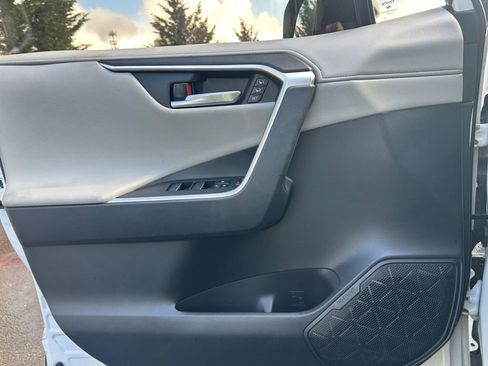 Used 2024 Toyota RAV4 Limited w/ Advanced Technology Package image 22