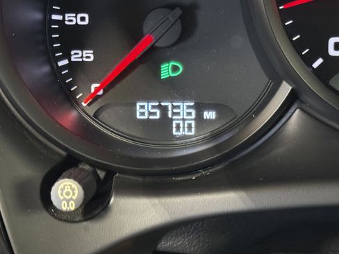 Used 2018 Porsche Macan Sport Edition image 18