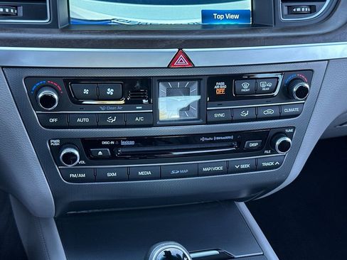 Used 2015 Hyundai Genesis 3.8 w/ Option Group 04 image 20