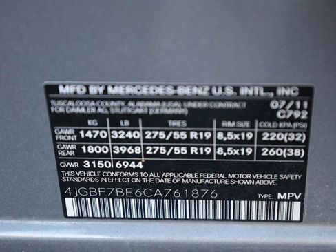 Used 2012 Mercedes-Benz GL 450 4MATIC image 11