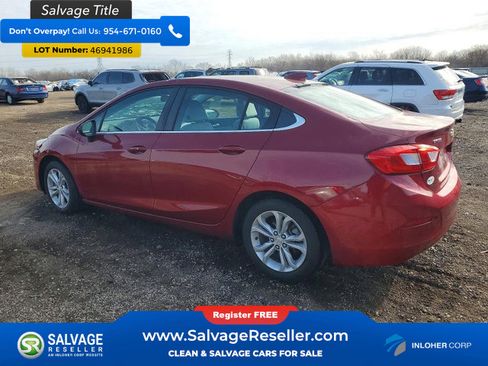 Used 2019 Chevrolet Cruze LT w/ Convenience Package image 2
