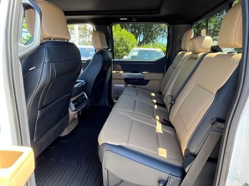 Used 2023 Ford F150 Lariat w/ Trailer Tow Package image 14