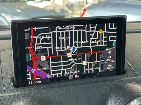 Used 2018 Audi A3 e-tron Premium w/ Sport Package image 17