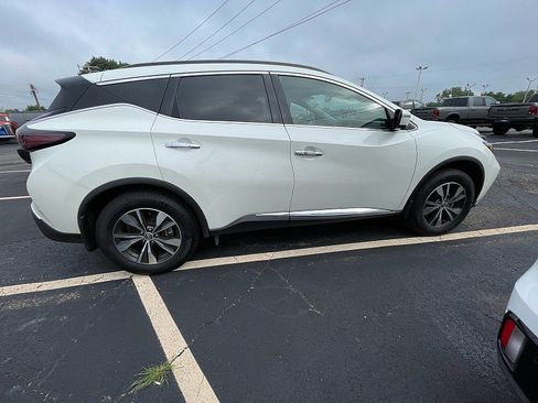 Used 2024 Nissan Murano SV AWD/4WD image 4