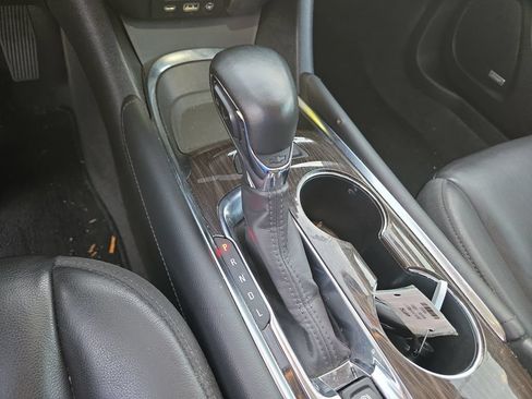 Used 2024 Chevrolet Malibu LT FWD image 28