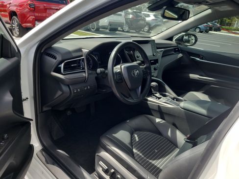 Used 2023 Toyota Camry SE w/ Convenience Package image 19