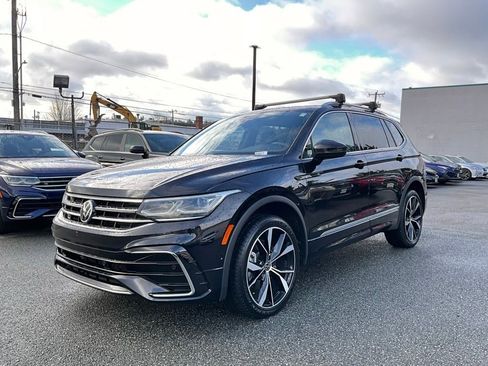 Used 2022 Volkswagen Tiguan SEL R-Line image 4