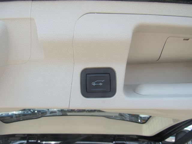 Certified 2023 GMC Acadia Denali w/ Denali Ultimate Package AWD/4WD image 26