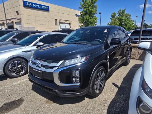 Used 2021 Mitsubishi Outlander Sport LE FWD image 11