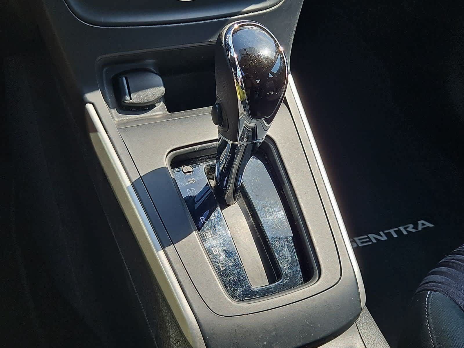 Used 2019 Nissan Sentra SV FWD image 30