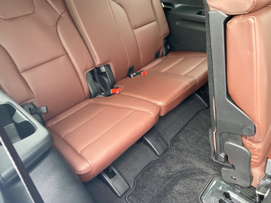Used 2024 Kia Telluride EX AWD/4WD image 32
