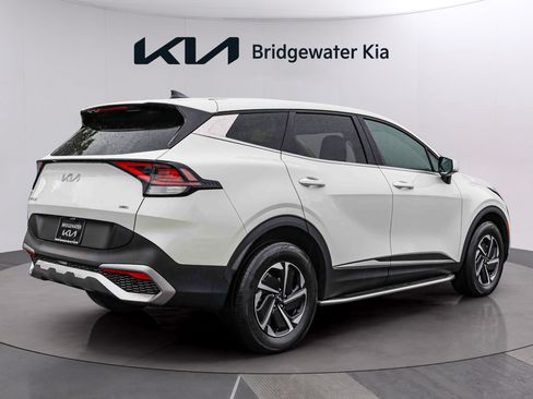 Certified 2023 Kia Sportage LX AWD/4WD image 6