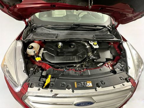Used 2019 Ford Escape Titanium AWD/4WD image 29