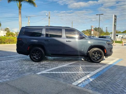 Used 2024 Jeep Wagoneer Series II image 6