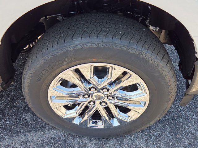 New 2026 Ford F150 King Ranch w/ Equipment Group 601A High AWD/4WD image 13
